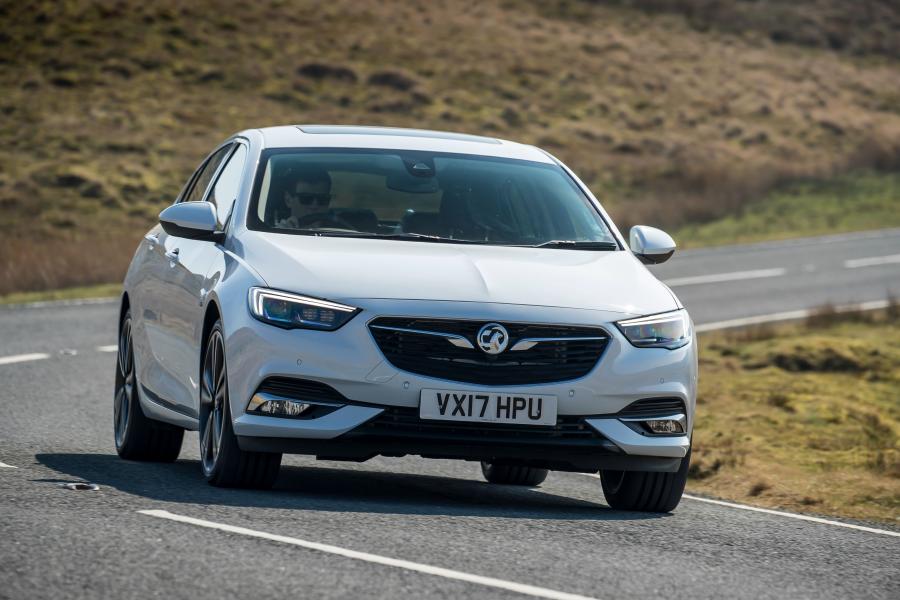  Vauxhall Insignia Grand Sport Turbo 4x4 2017 года  (фото 7 из 41)